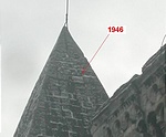 A kupola feujtsa 1946-ban trtnt, a felirat csak tlen lthat. A feliratra a gondnok hvta fel a figyelmet, ezton is ksznet rte.