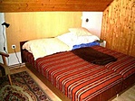 Egyik hálószoba (összesen három x 2 ágyas)