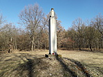 Árpád-kori falu emlékoszlop