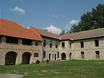 Istállónak használták.