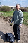 Pákó és az összegyűjtött szemét